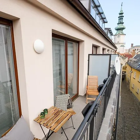 Bastova, Stela & Mia Apartment Bratislava