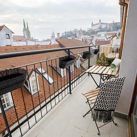 Bastova, Stela & Mia * Bratislava