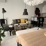 Bastova, Stela & Mia Apartman *