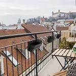 Apartman Bastova, Stela & Mia *