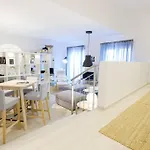Apartman Bastova, Stela & Mia *