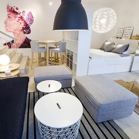 Bastova, Stela & Mia Appartement