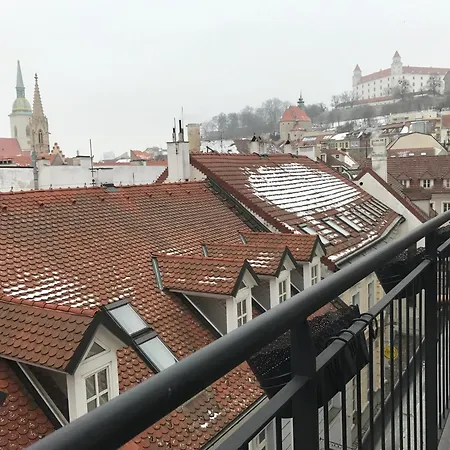 Bastova, Stela & Mia Appartement Bratislava